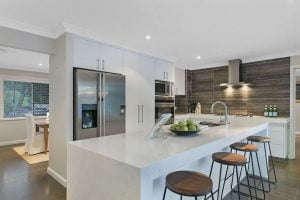 20 Scenic Road, KENMORE, QLD 4069 AUS