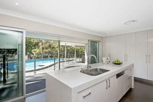 20 Scenic Road, KENMORE, QLD 4069 AUS