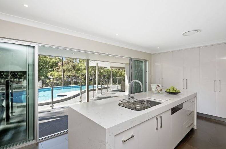 20 Scenic Road, KENMORE, QLD 4069 AUS