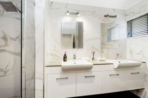 20 Scenic Road, KENMORE, QLD 4069 AUS
