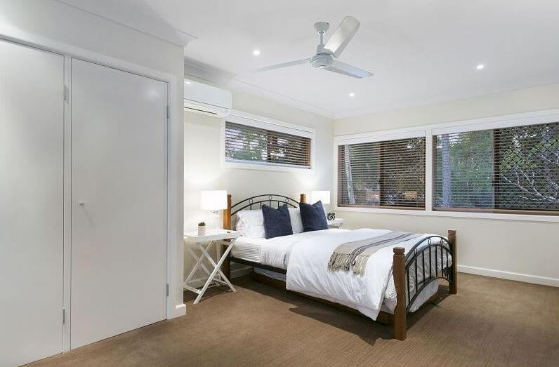 20 Scenic Road, KENMORE, QLD 4069 AUS