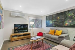 20 Scenic Road, KENMORE, QLD 4069 AUS