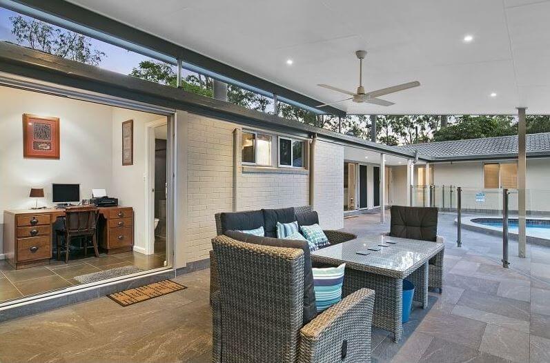20 Scenic Road, KENMORE, QLD 4069 AUS
