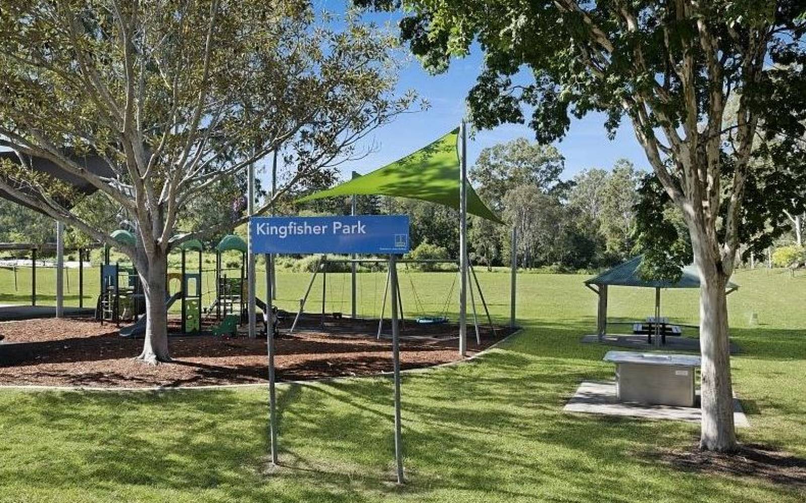 20 Scenic Road, KENMORE, QLD 4069 AUS