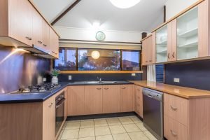 10 Tallaroon Street, JINDALEE, QLD 4074 AUS