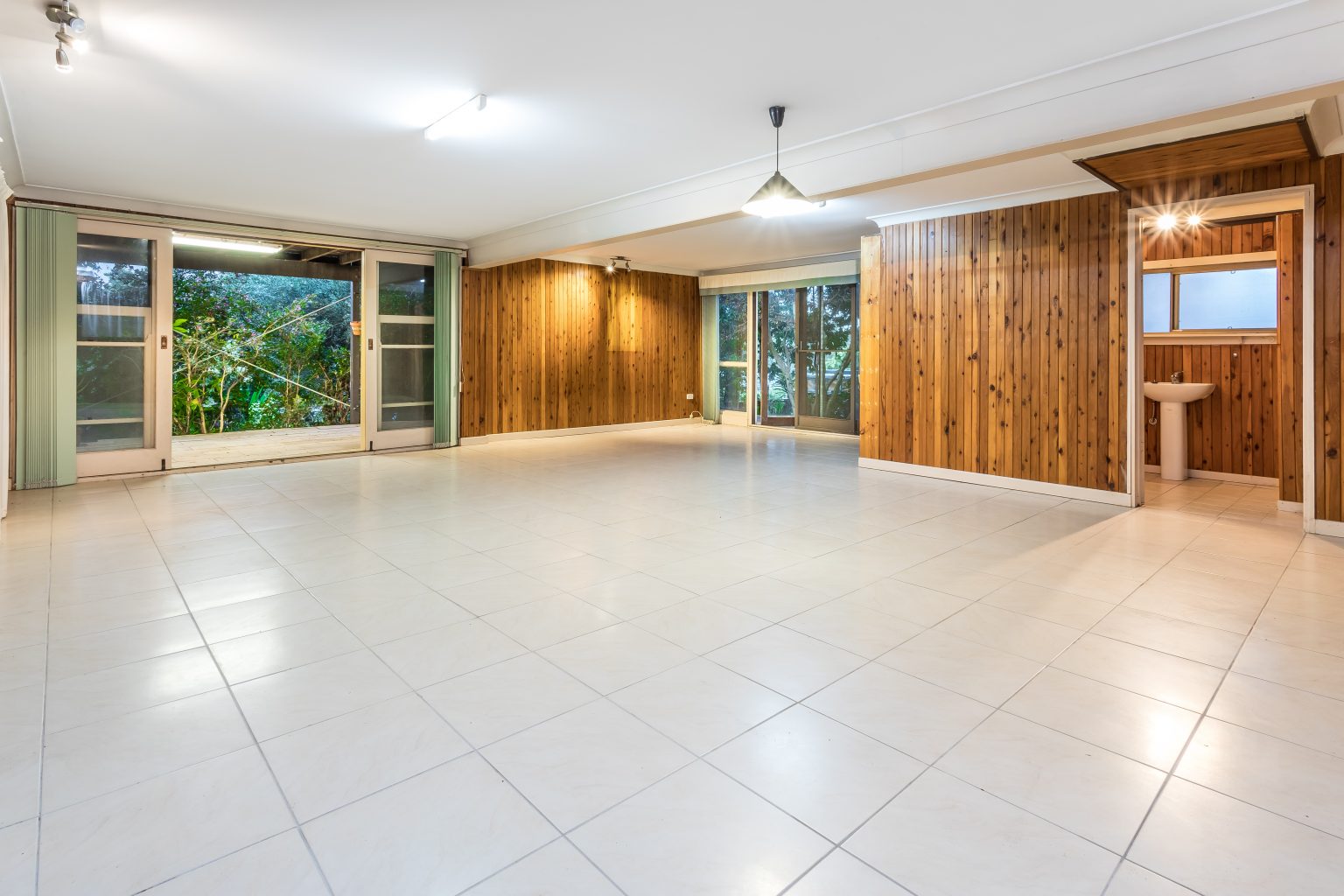 10 Tallaroon Street, JINDALEE, QLD 4074 AUS