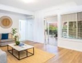 164 Sunset Road, KENMORE, QLD 4069 AUS