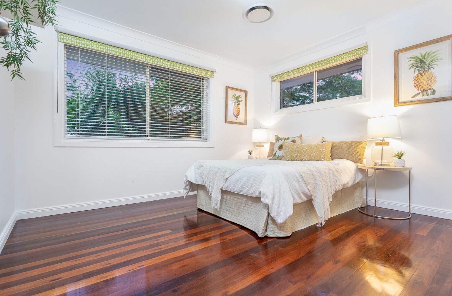 164 Sunset Road, KENMORE, QLD 4069 AUS