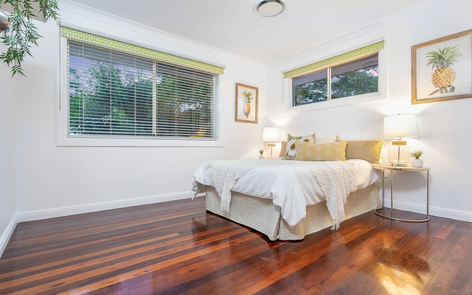 164 Sunset Road, KENMORE, QLD 4069 AUS