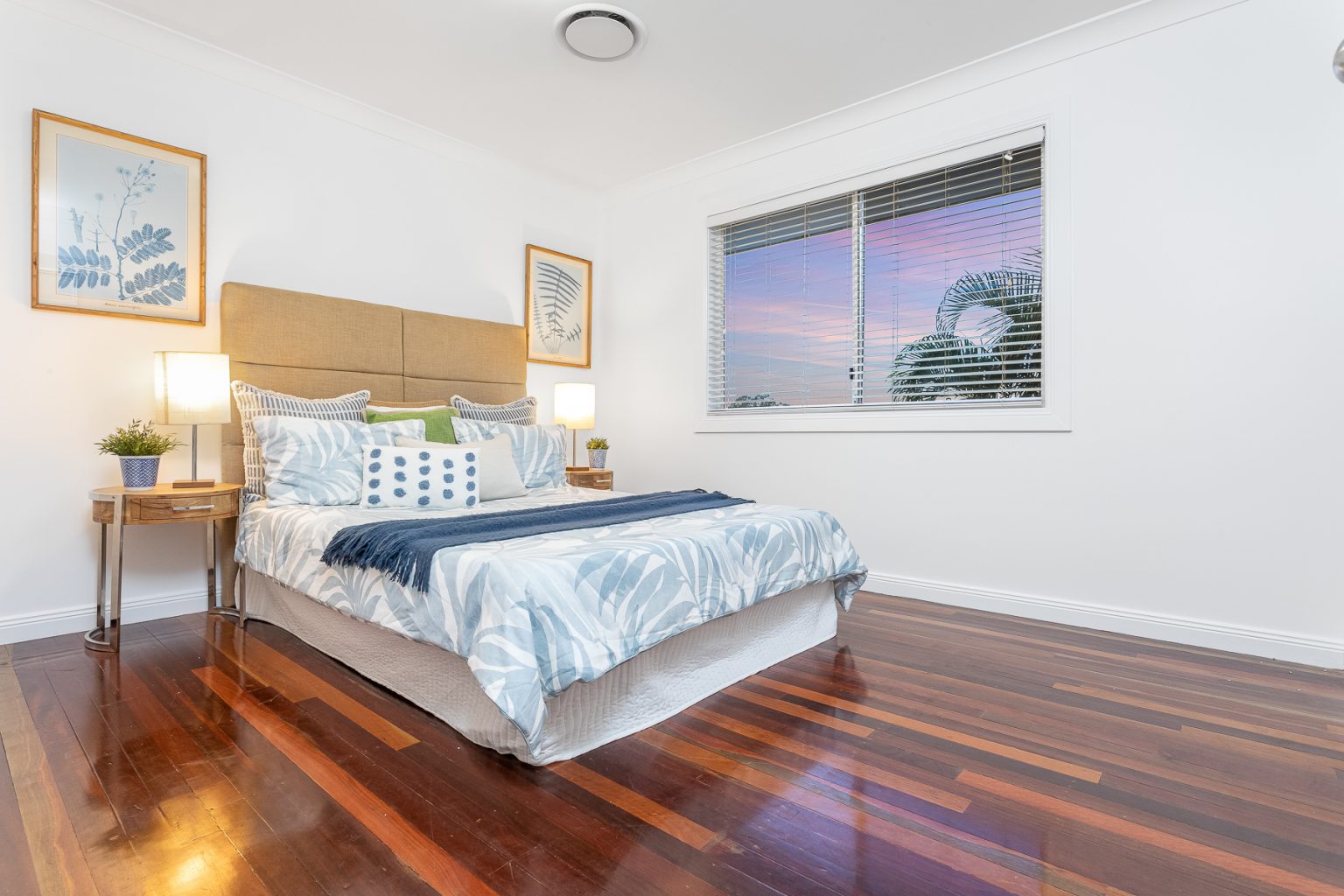 164 Sunset Road, KENMORE, QLD 4069 AUS
