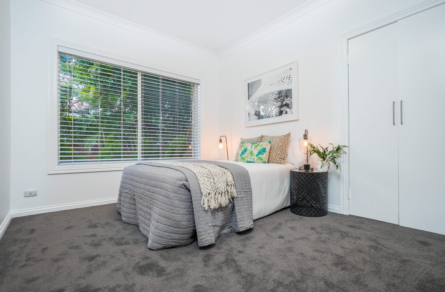 164 Sunset Road, KENMORE, QLD 4069 AUS