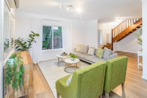164 Sunset Road, KENMORE, QLD 4069 AUS