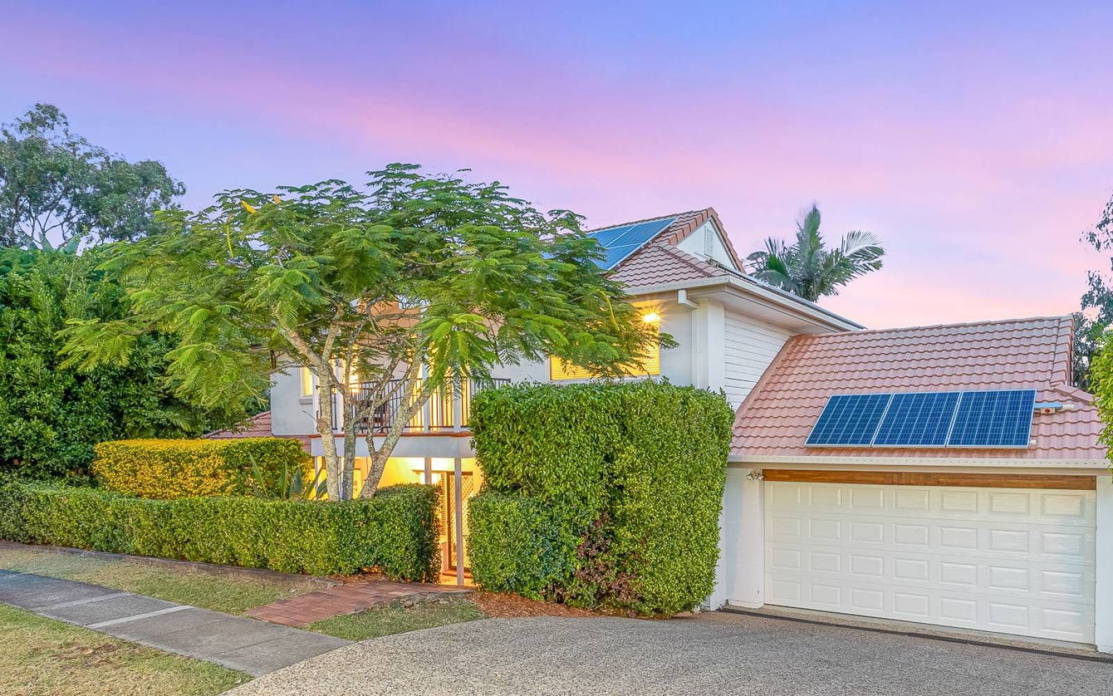 164 Sunset Road, KENMORE, QLD 4069 AUS