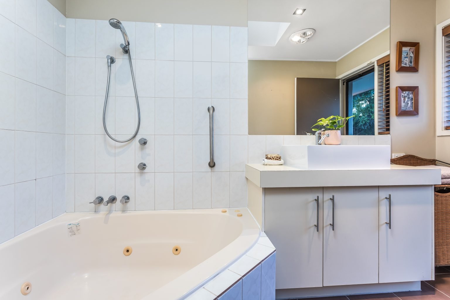 20 Appin Street, KENMORE, QLD 4069 AUS