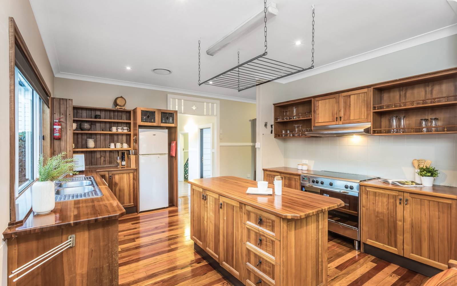 57 Golda Avenue, SALISBURY, QLD 4107 AUS