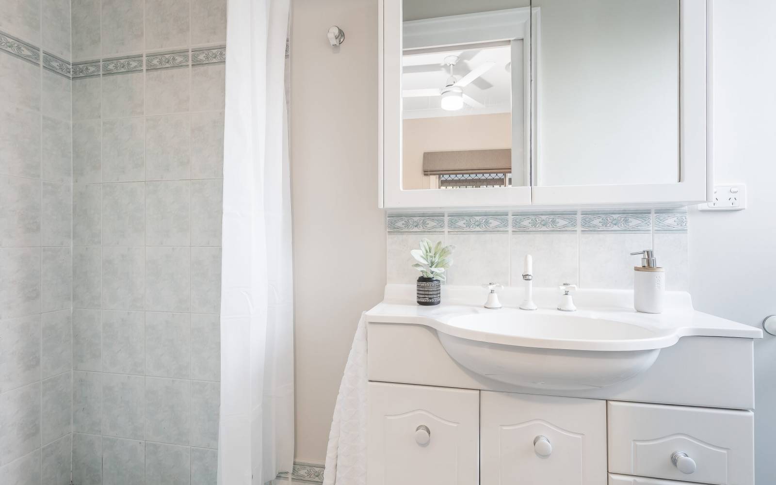 57 Golda Avenue, SALISBURY, QLD 4107 AUS