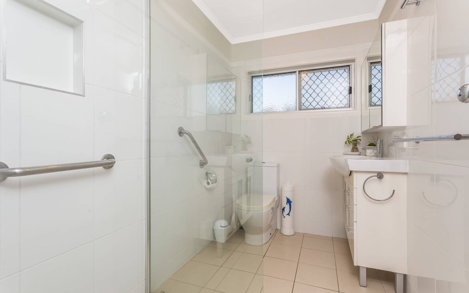 7 Kaiyar Street, CHERMSIDE WEST, QLD 4032 AUS