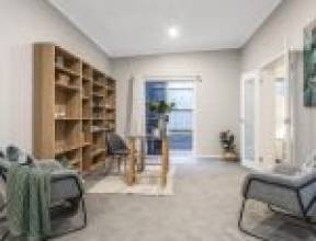 45 Gilruth Road, KENMORE, QLD 4069 AUS