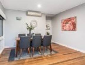 45 Gilruth Road, KENMORE, QLD 4069 AUS