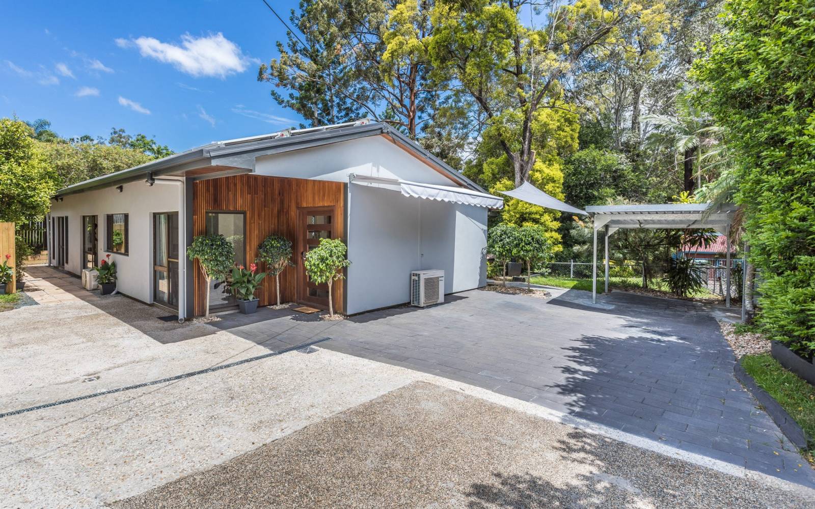 1070 Moggill Road, KENMORE, QLD 4069 AUS