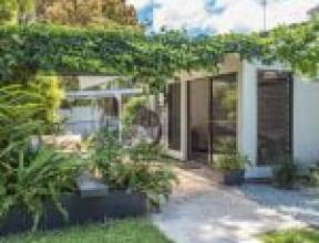 1070 Moggill Road, KENMORE, QLD 4069 AUS