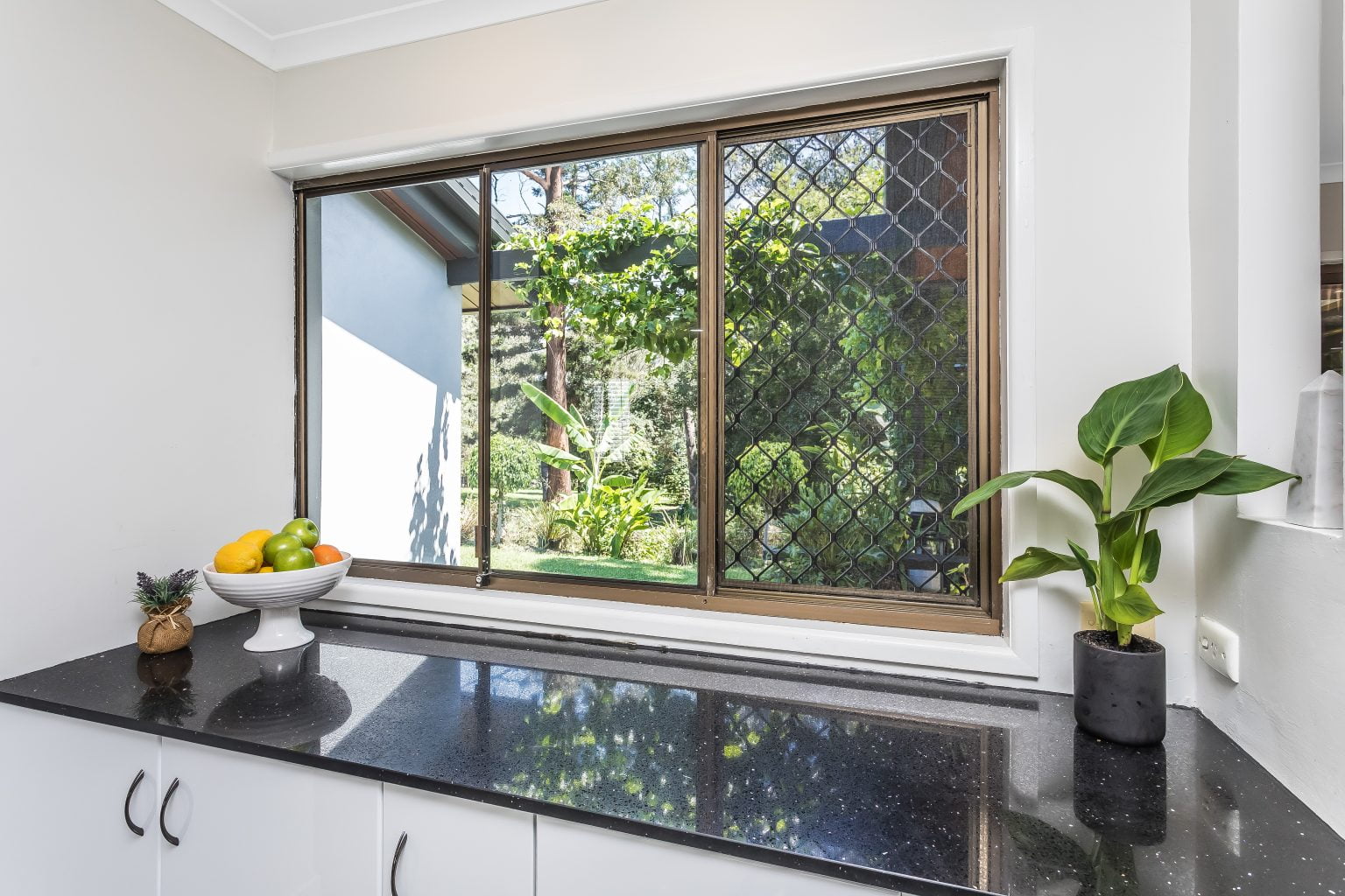 1070 Moggill Road, KENMORE, QLD 4069 AUS