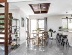 1070 Moggill Road, KENMORE, QLD 4069 AUS