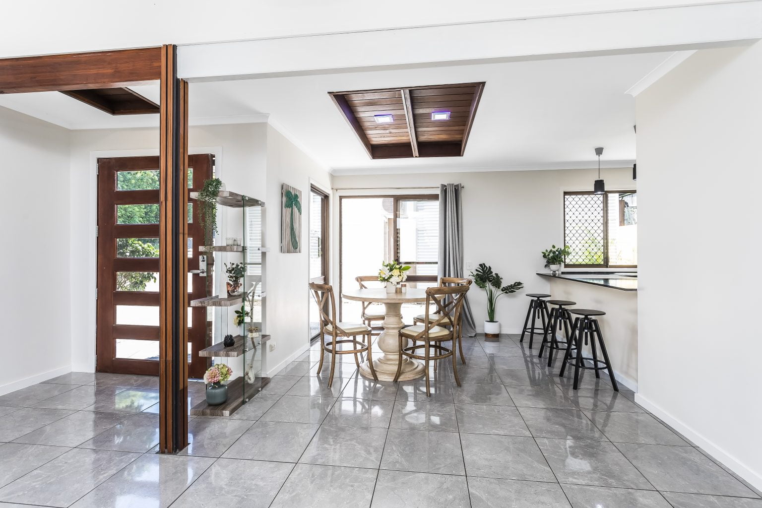 1070 Moggill Road, KENMORE, QLD 4069 AUS