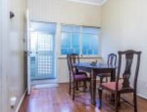 160 Simpsons Road, BARDON, QLD 4065 AUS