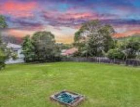 160 Simpsons Road, BARDON, QLD 4065 AUS
