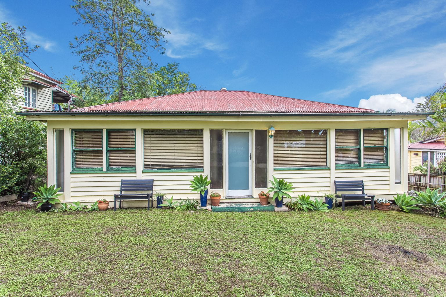 21 Osman Street, BARDON, QLD 4065 AUS