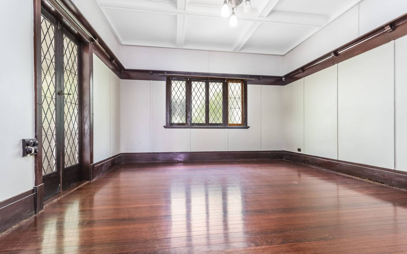 21 Osman Street, BARDON, QLD 4065 AUS