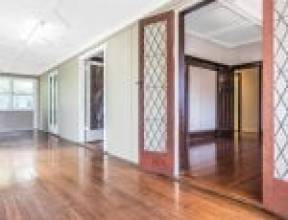 21 Osman Street, BARDON, QLD 4065 AUS