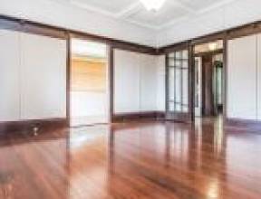 21 Osman Street, BARDON, QLD 4065 AUS