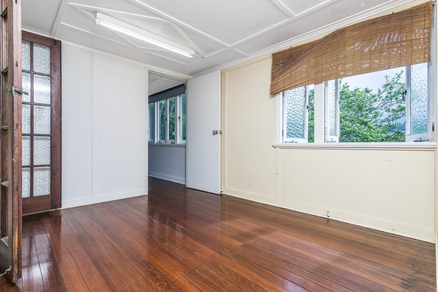 21 Osman Street, BARDON, QLD 4065 AUS