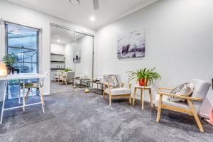 61 Akuna Street, KENMORE, QLD 4069 AUS