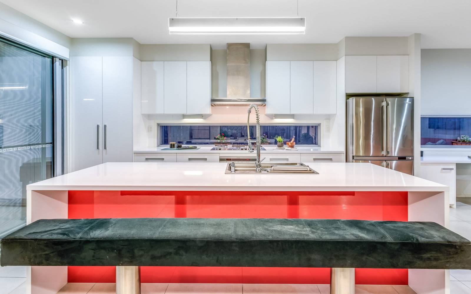 61 Akuna Street, KENMORE, QLD 4069 AUS