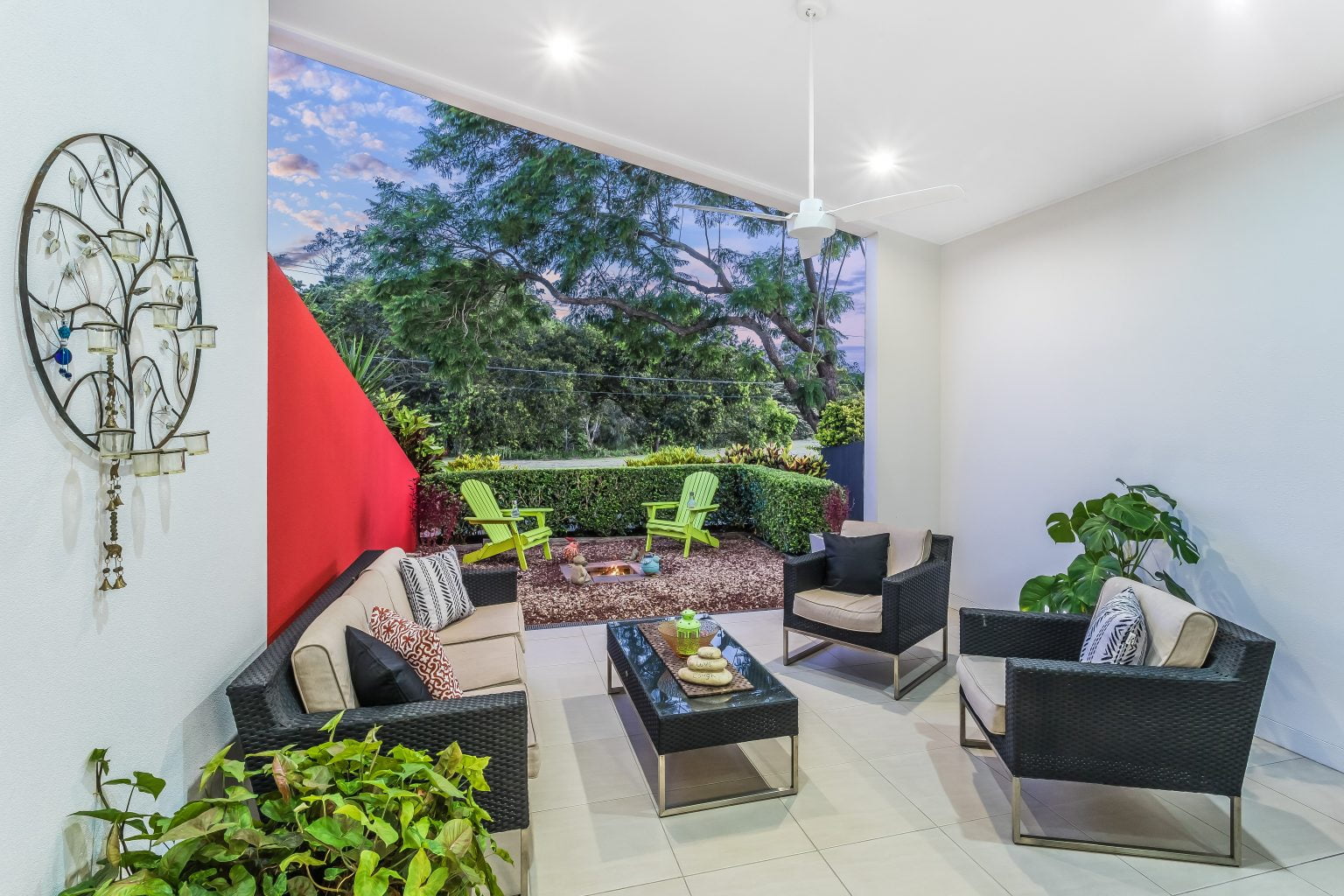 61 Akuna Street, KENMORE, QLD 4069 AUS