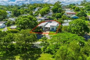 61 Akuna Street, KENMORE, QLD 4069 AUS