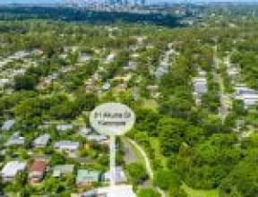 61 Akuna Street, KENMORE, QLD 4069 AUS