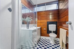 76 Twilight Street, KENMORE, QLD 4069 AUS