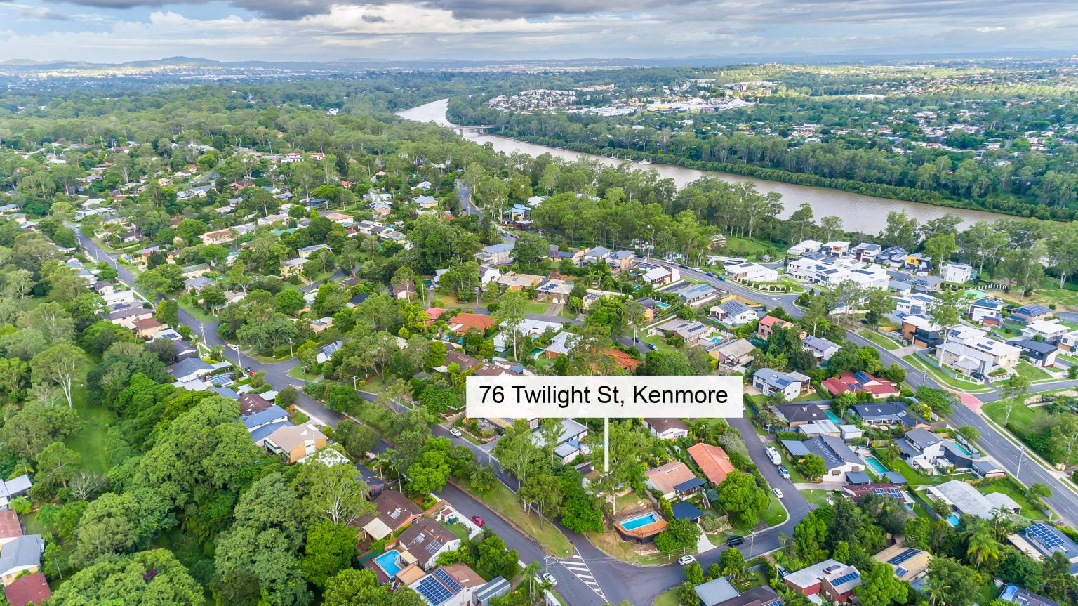 76 Twilight Street, KENMORE, QLD 4069 AUS