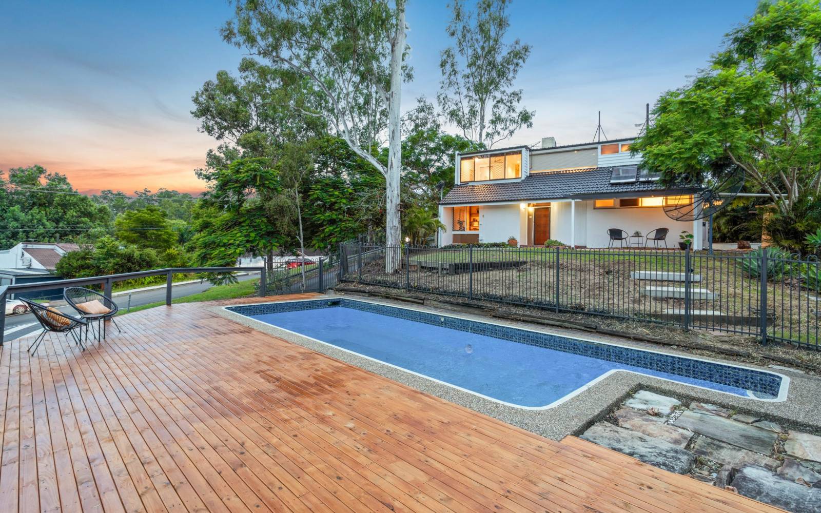 76 Twilight Street, KENMORE, QLD 4069 AUS