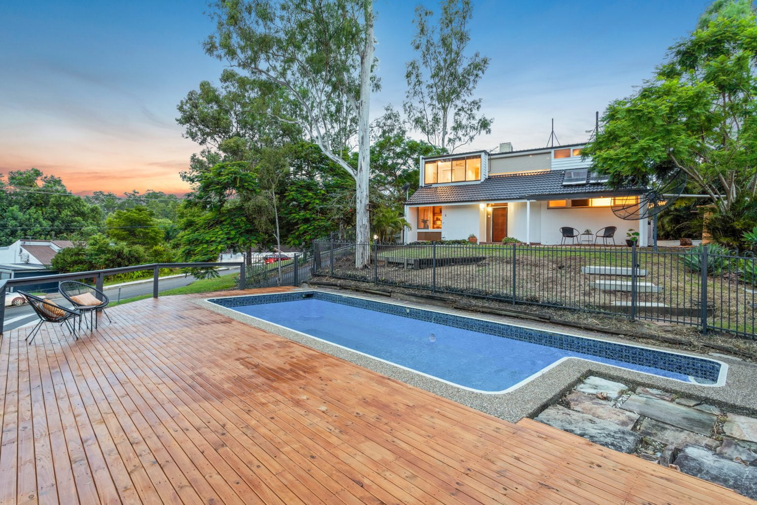 76 Twilight Street, KENMORE, QLD 4069 AUS