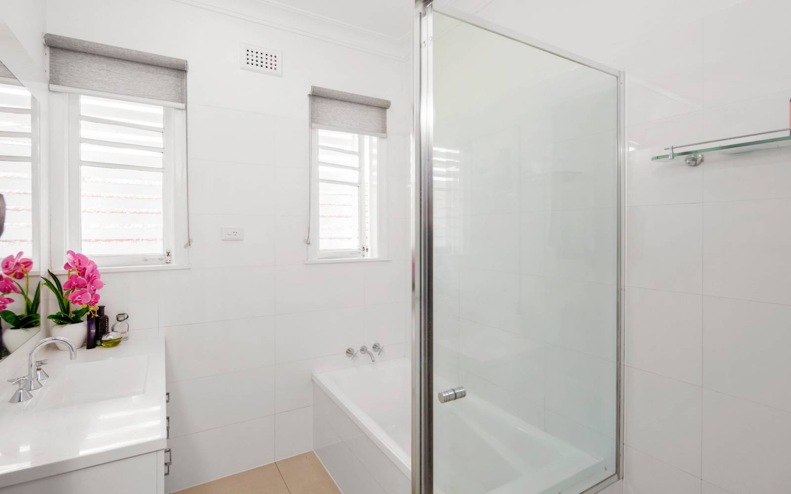 130 Hamilton Road, WAVELL HEIGHTS, QLD 4012 AUS