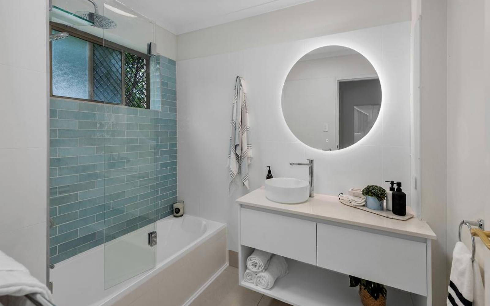 1/60 London Road, CLAYFIELD, QLD 4011 AUS