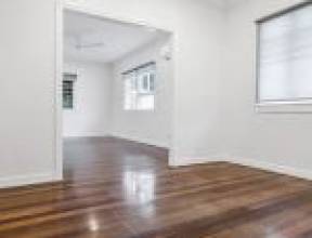 130 Hamilton Road, WAVELL HEIGHTS, QLD 4012 AUS