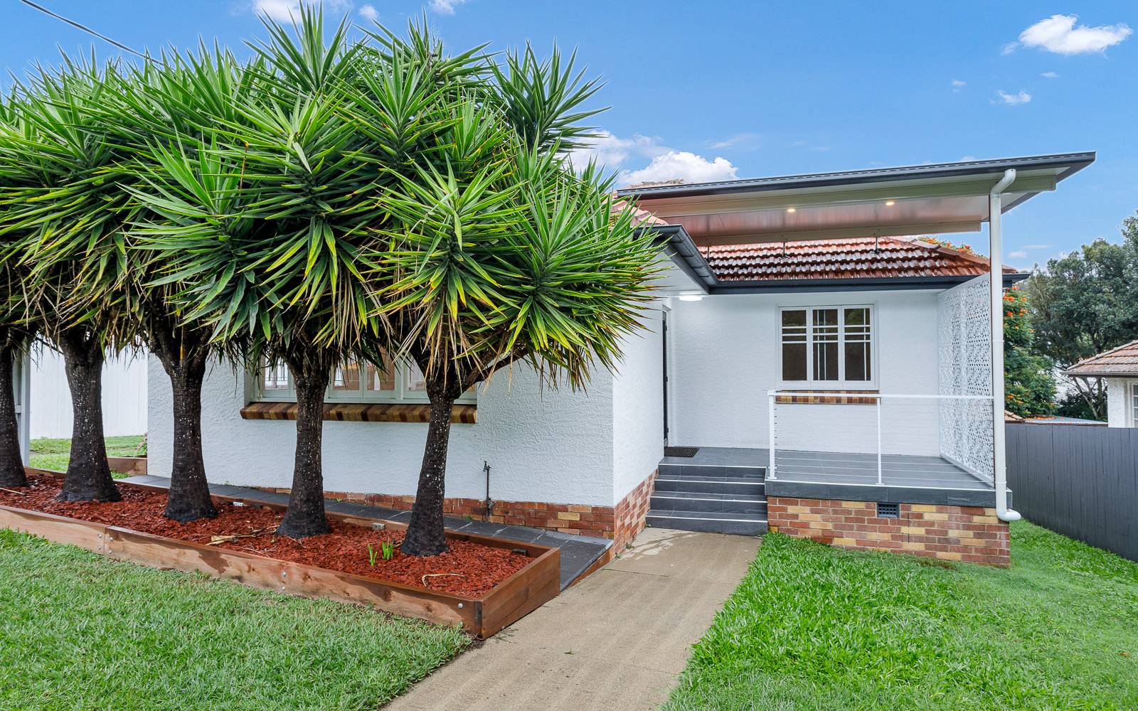 130 Hamilton Road, WAVELL HEIGHTS, QLD 4012 AUS