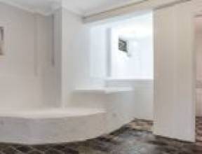 4/32 Hebe Street, BARDON, QLD 4065 AUS