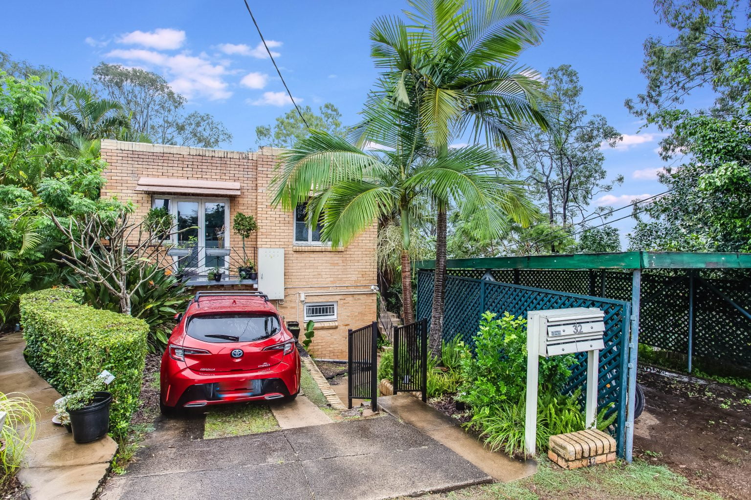 4/32 Hebe Street, BARDON, QLD 4065 AUS